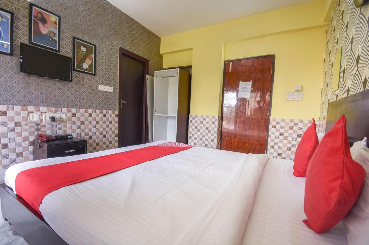 Hotel Oyo Flagship 72260 Seema International Gauripur Zewnętrze zdjęcie