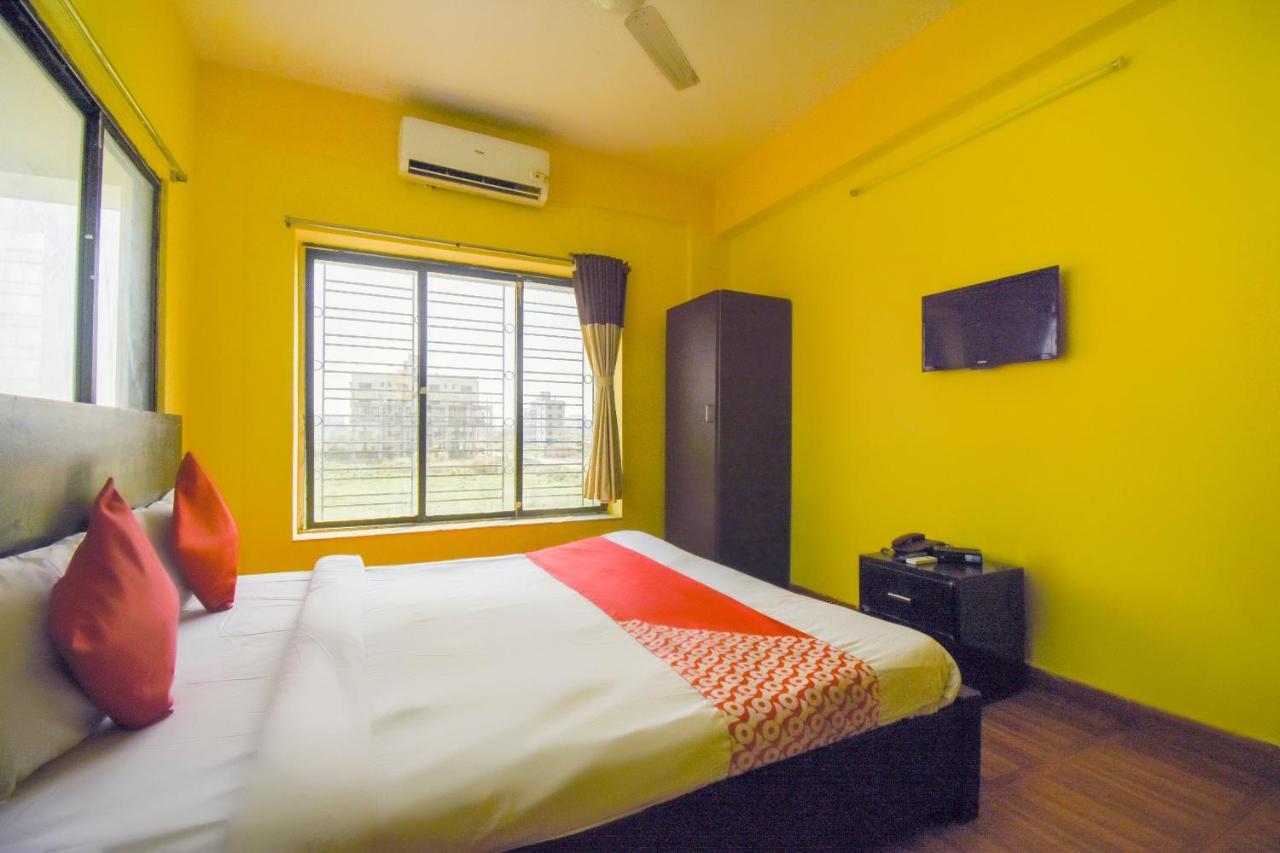 Hotel Oyo Flagship 72260 Seema International Gauripur Zewnętrze zdjęcie