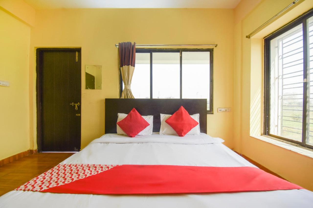 Hotel Oyo Flagship 72260 Seema International Gauripur Zewnętrze zdjęcie